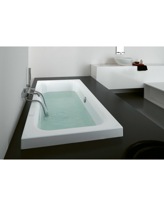 Baignoire en méthacrylate Kaos 3 à encastrer. 1800 x 800.